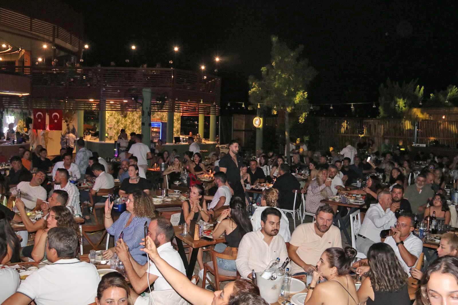 Mesut Külahlı, Fethiyelileri Mest Etti