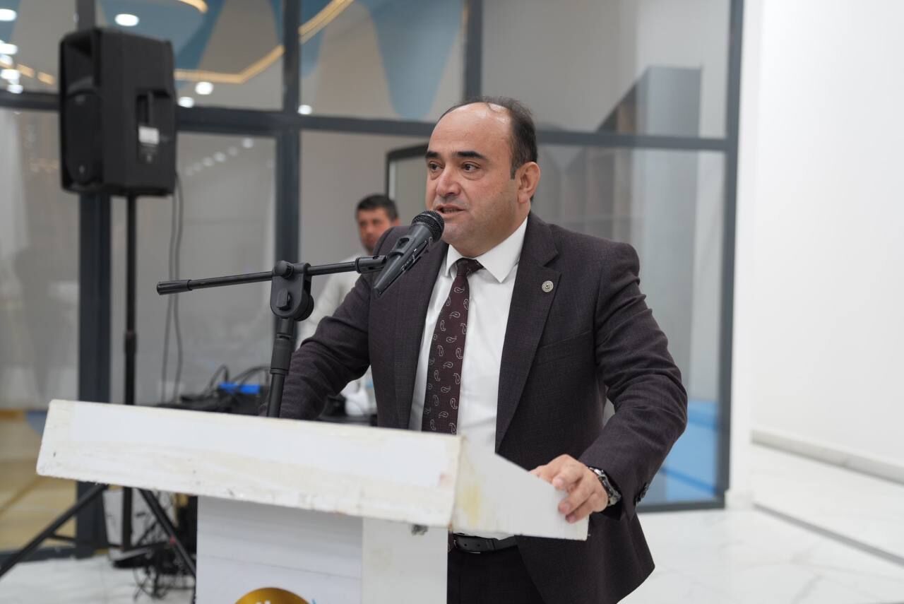 Başkan Akdenizli Belediyedeki Kadın Personelin Gününü Kutladı