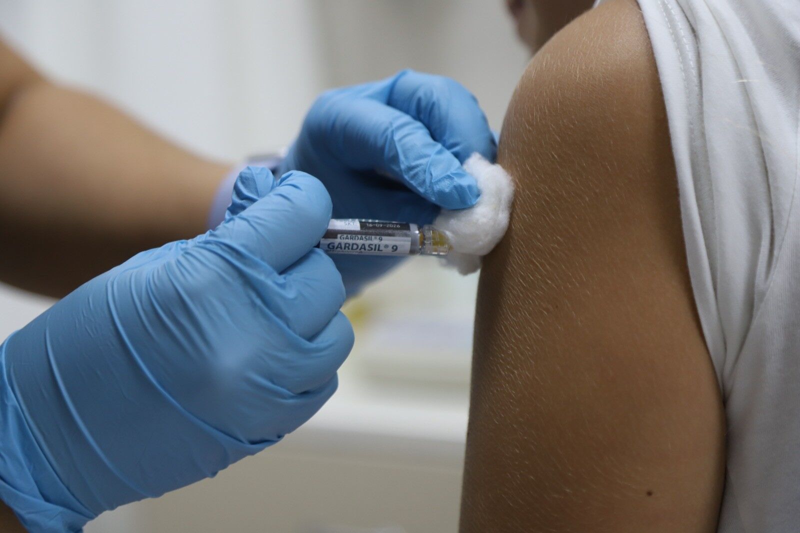 Büyükşehir Belediyesi’nin Ücretsiz HPV Aşı Uygulaması Devam Ediyor