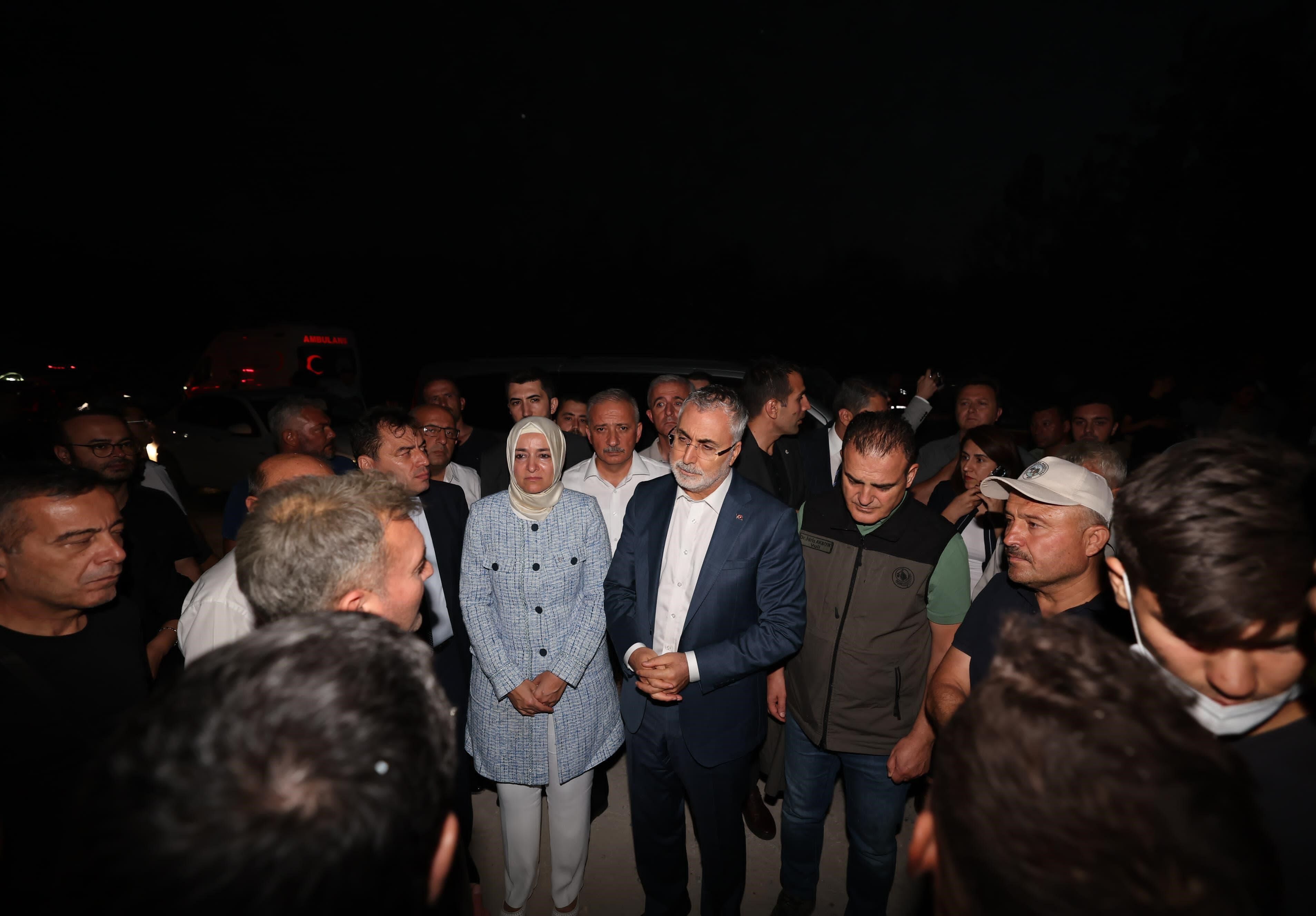 Çalışma Bakanı Işıkhan: "15 Eylül'e Kadar Teyakkuzda Olmalıyız"