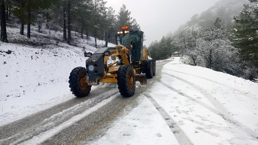 Beyaza Bürünen Muğla’da Yollar Ulaşıma Açıldı