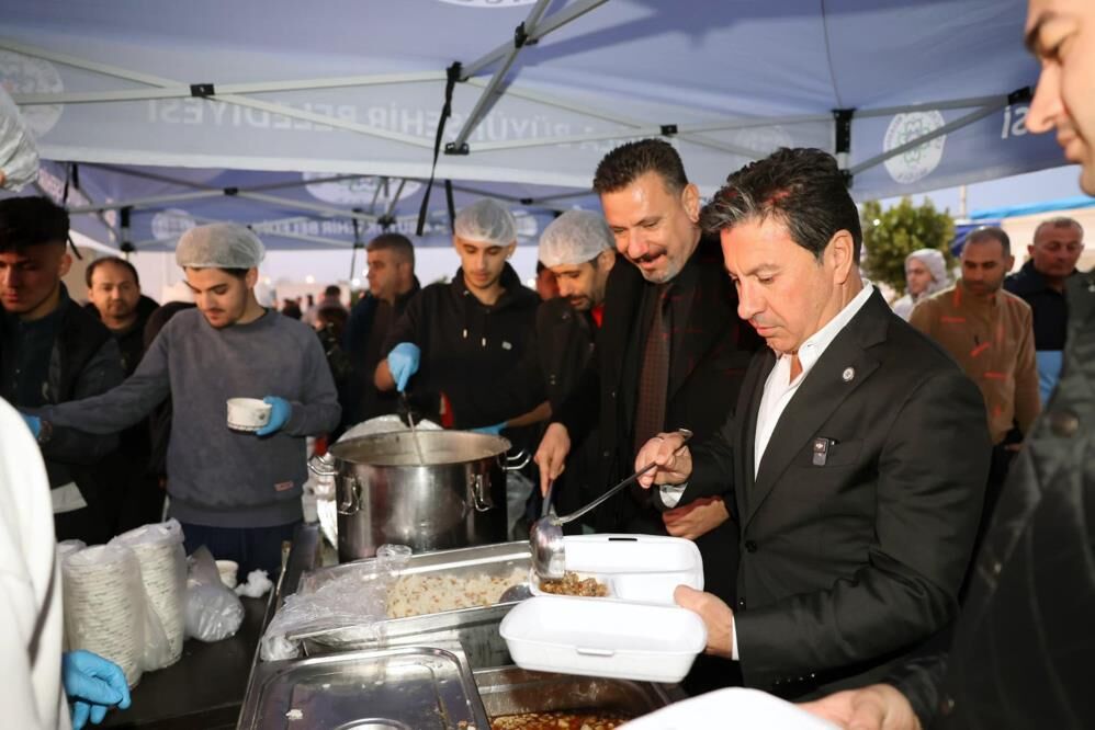 Başkan Aras, Hatay Ve Malatya’da Depremzedeler İle Bir Araya Geldi