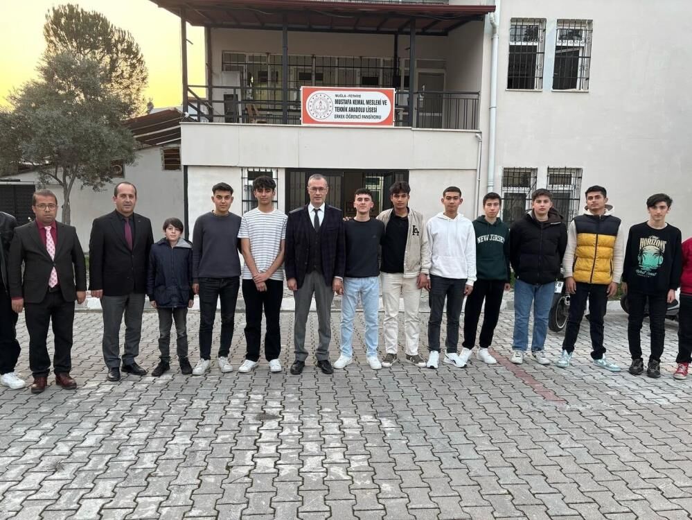 Kaymakam Ertaş, Lisede İftar Programına Katıldı