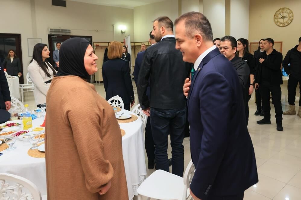 Vali Akbıyık, Şehit Aileleri Ve Emniyet Personeliyle Buluştu