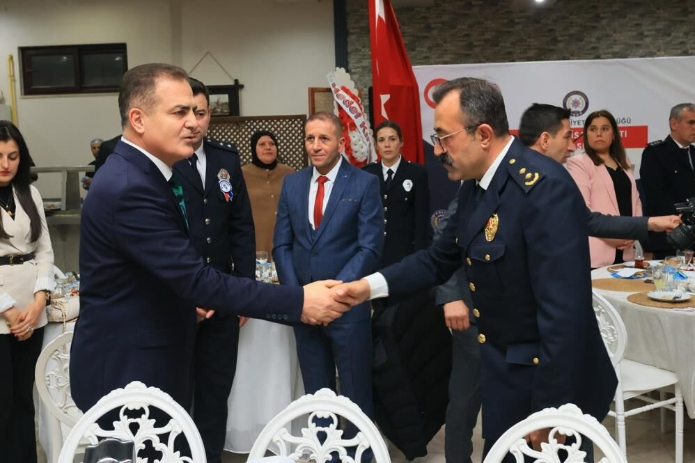 Vali Akbıyık, Şehit Aileleri Ve Emniyet Personeliyle Buluştu