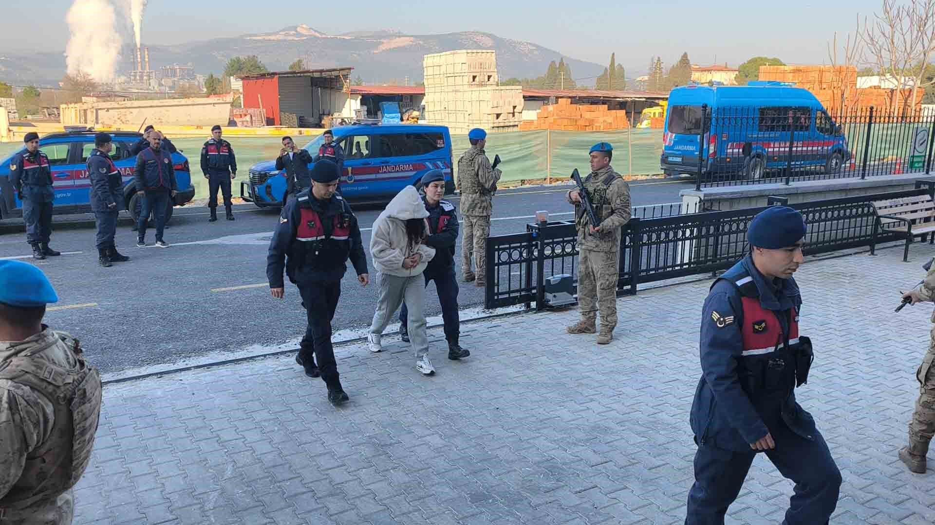 Yaşlı çiftin ölümüyle ilgili 4 kişi tutuklandı