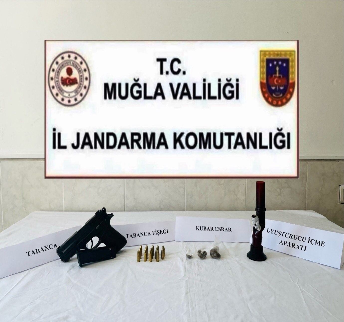 Muğla'da 15'inci Yüzyıla Ait Tevrat Ele Geçirildi