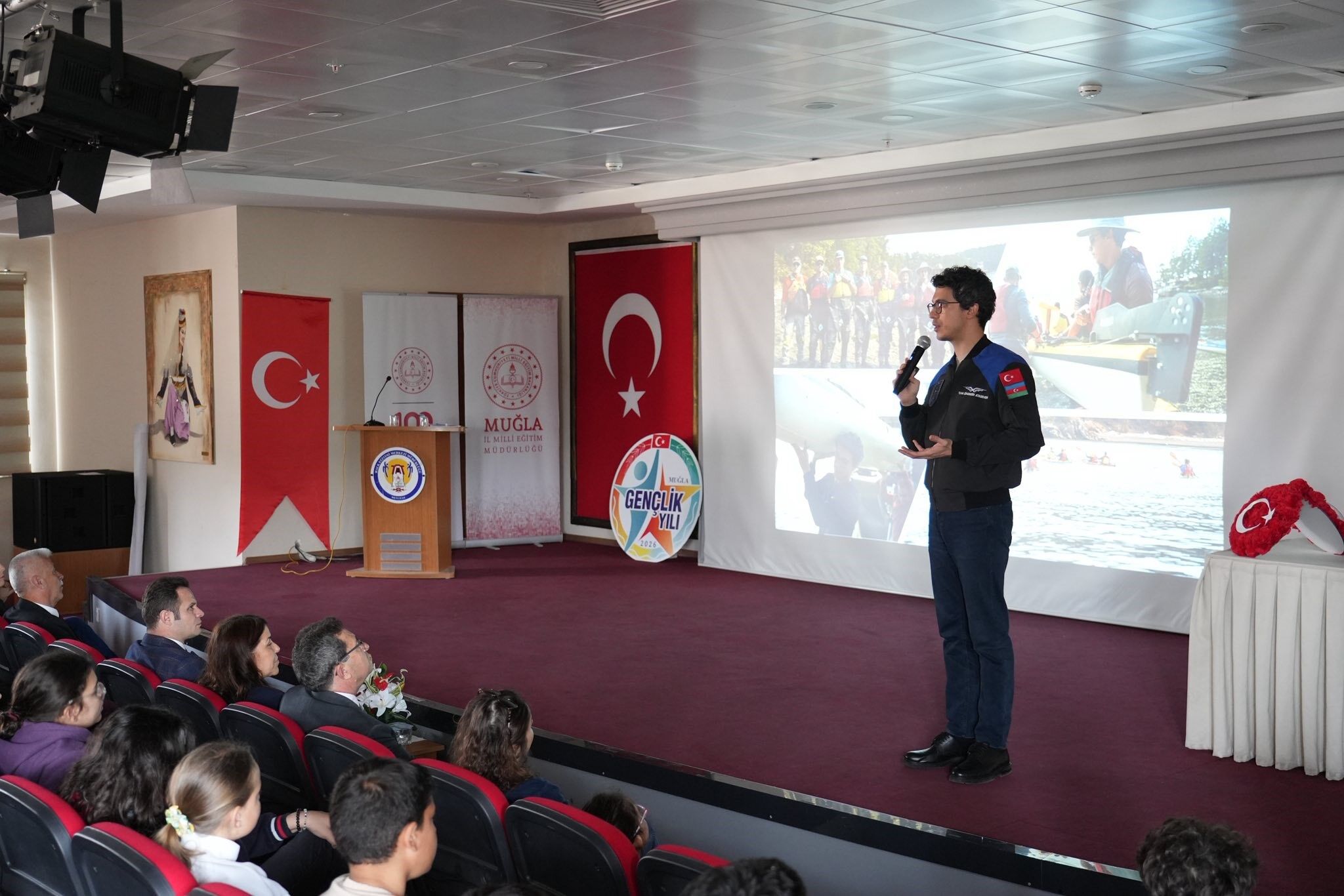 Uzay Rüzgarı Türkiye’nin İkinci Astronotu Atasever Gençlerle Buluştu