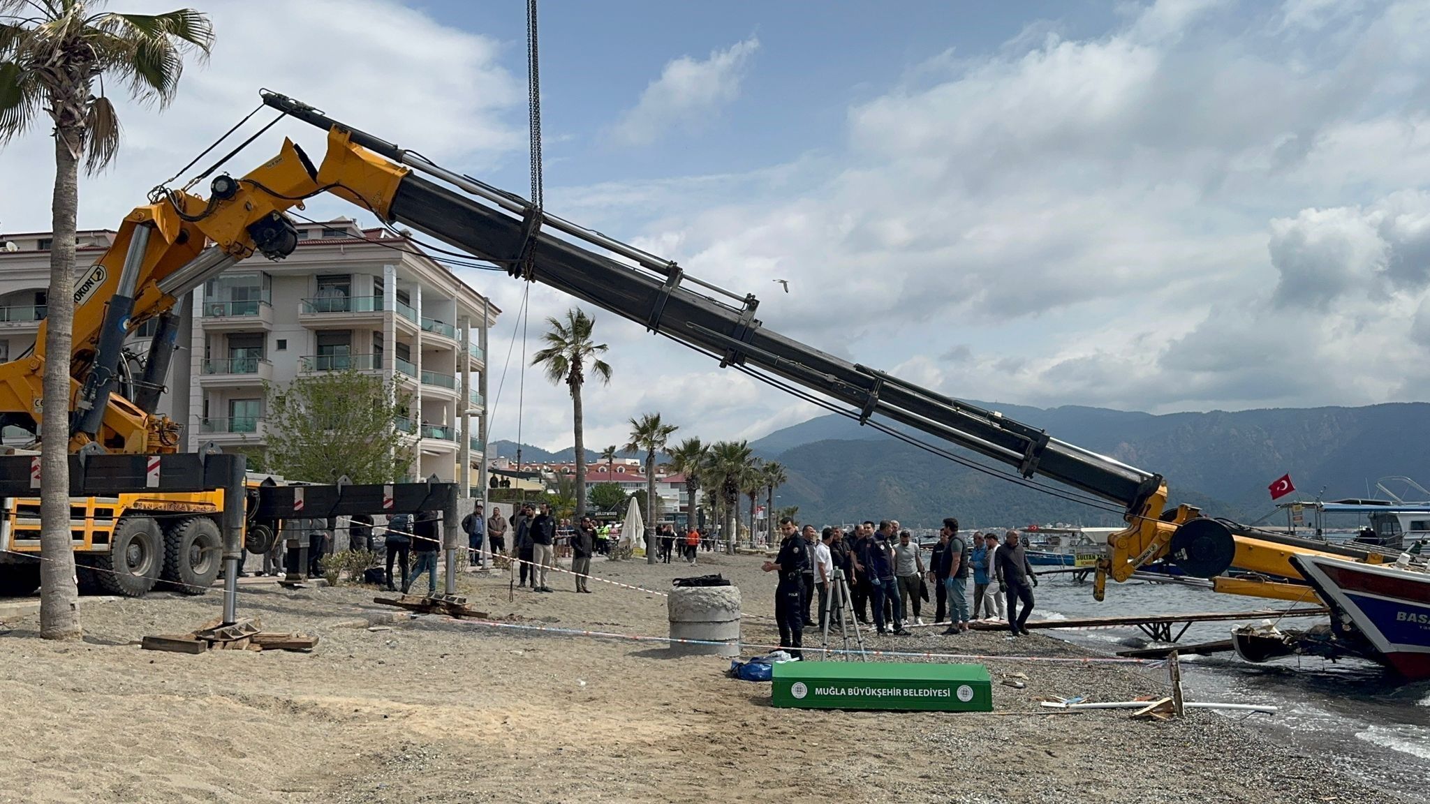 Marmaris'teki 'Vinç' Kazasında 2 Gözaltı