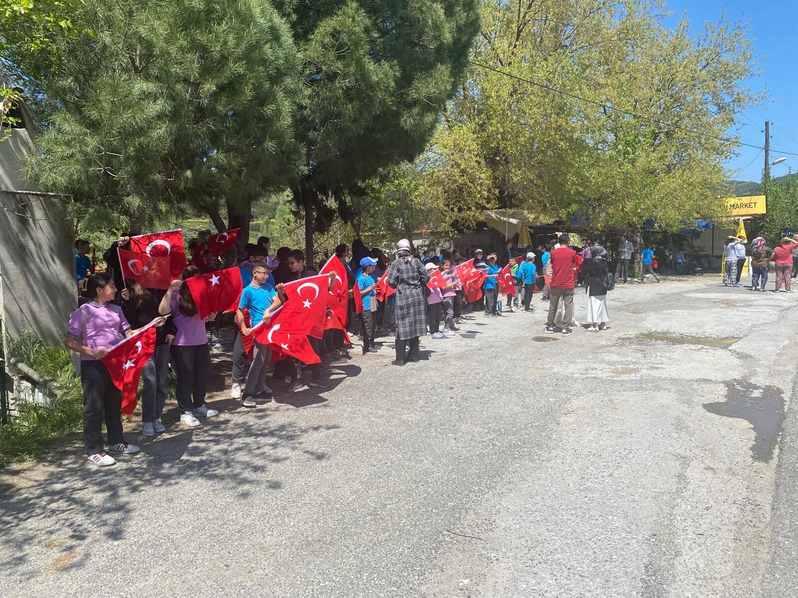 Cumhurbaşkanlığı 61. Türkiye Bisiklet Turu Yatağan'dan Geçti