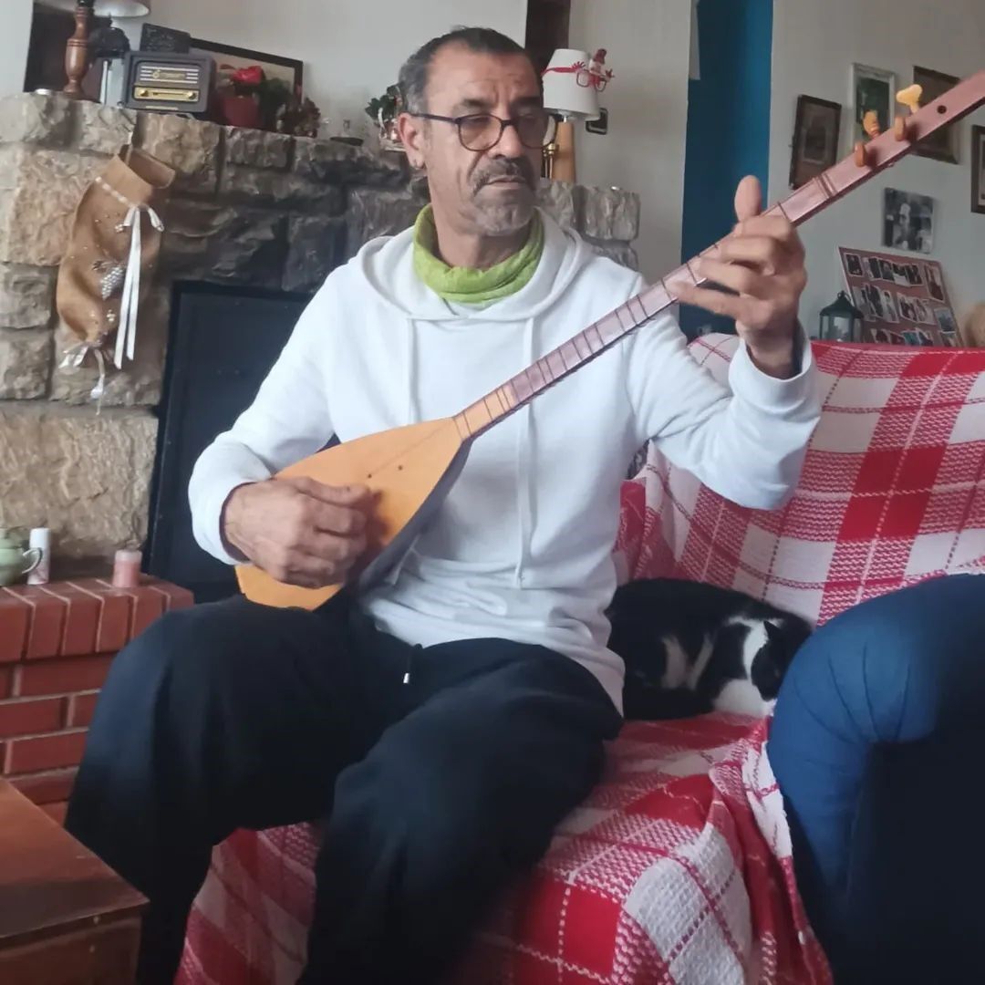 Bodrum'da Barış Manço'nun Sahne Arkadaşı Tüfekle Vurulmuş Halde Bulundu