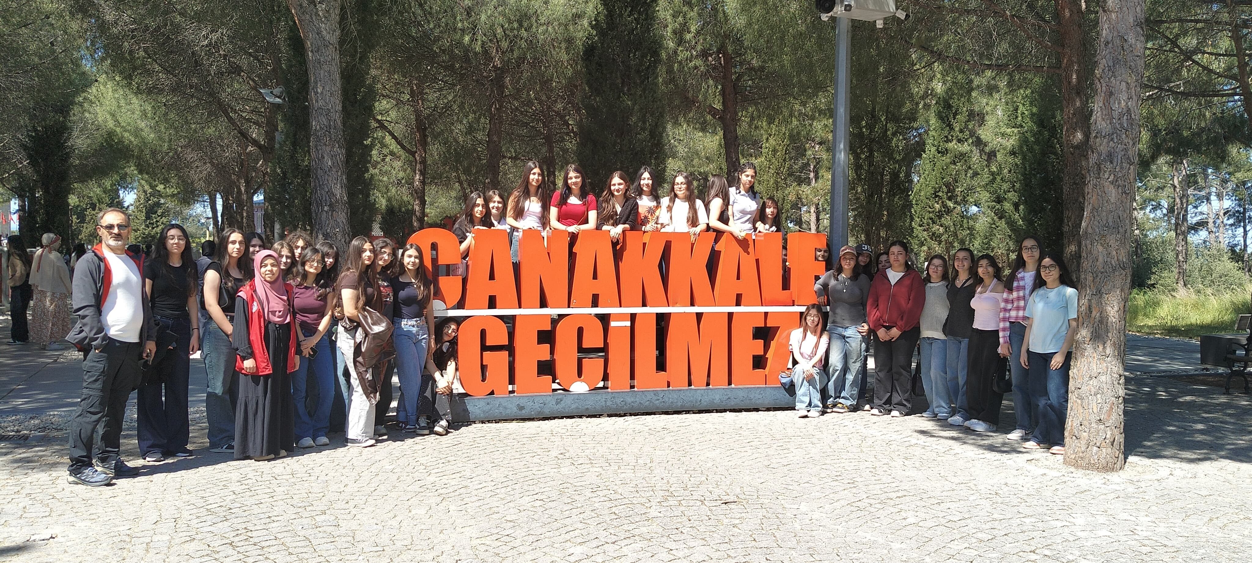 Gençler "Bir Destandır Çanakkale" Programına Katıldı