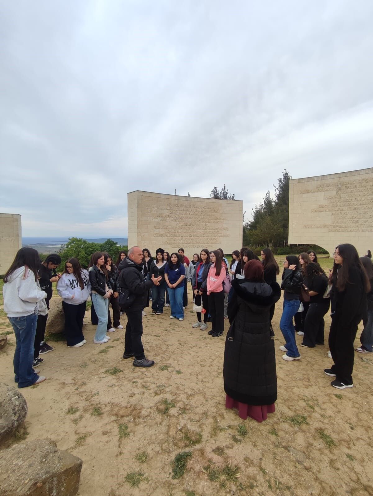 Gençler "Bir Destandır Çanakkale" Programına Katıldı