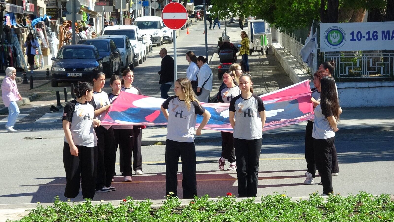 Muğla’da 19 Mayıs Coşkusu Gençlik Haftası Çelenk Sunma Töreniyle Başladı