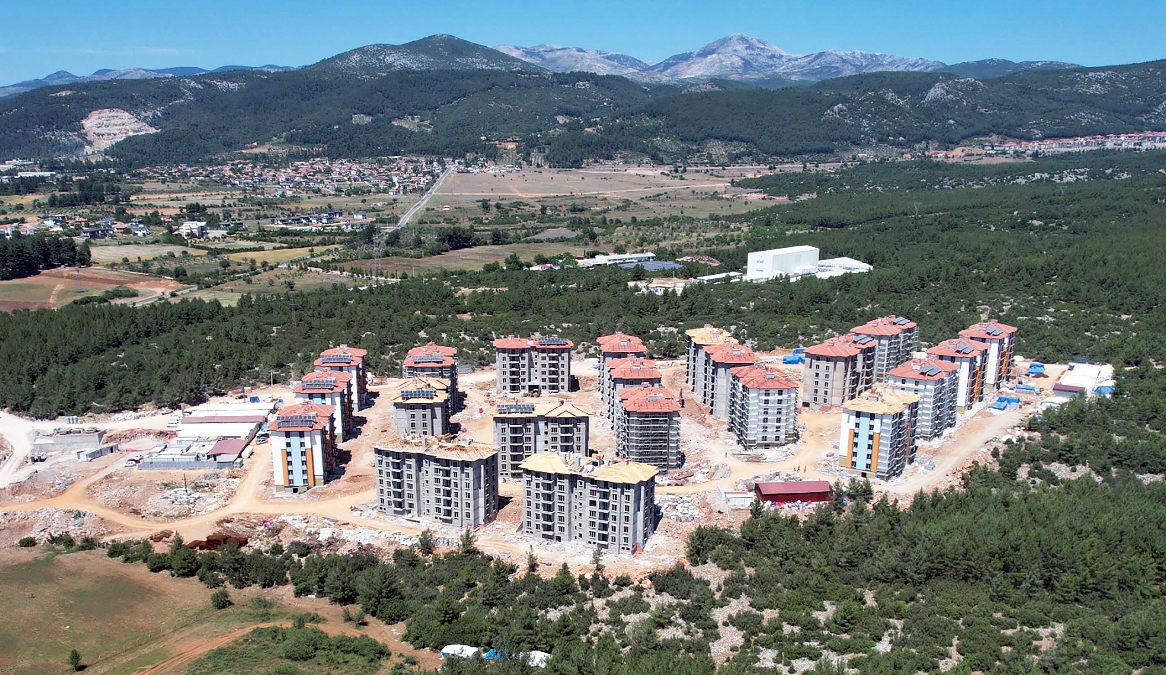 Nisan Ayında Yabancılara 27 Konut Ve 2 İşyeri Satışı Yapıldı