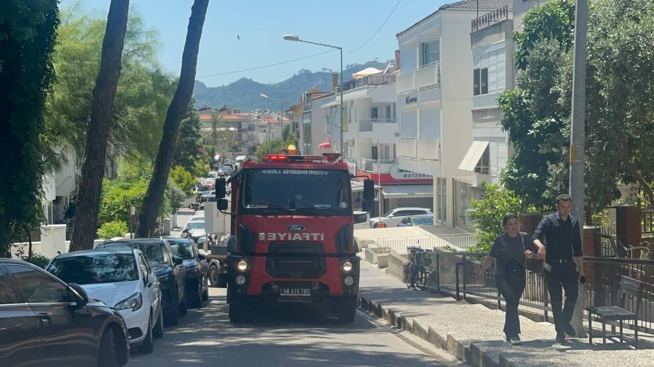Balkonda Mangal Tüpü Patladı Yangın Çıktı