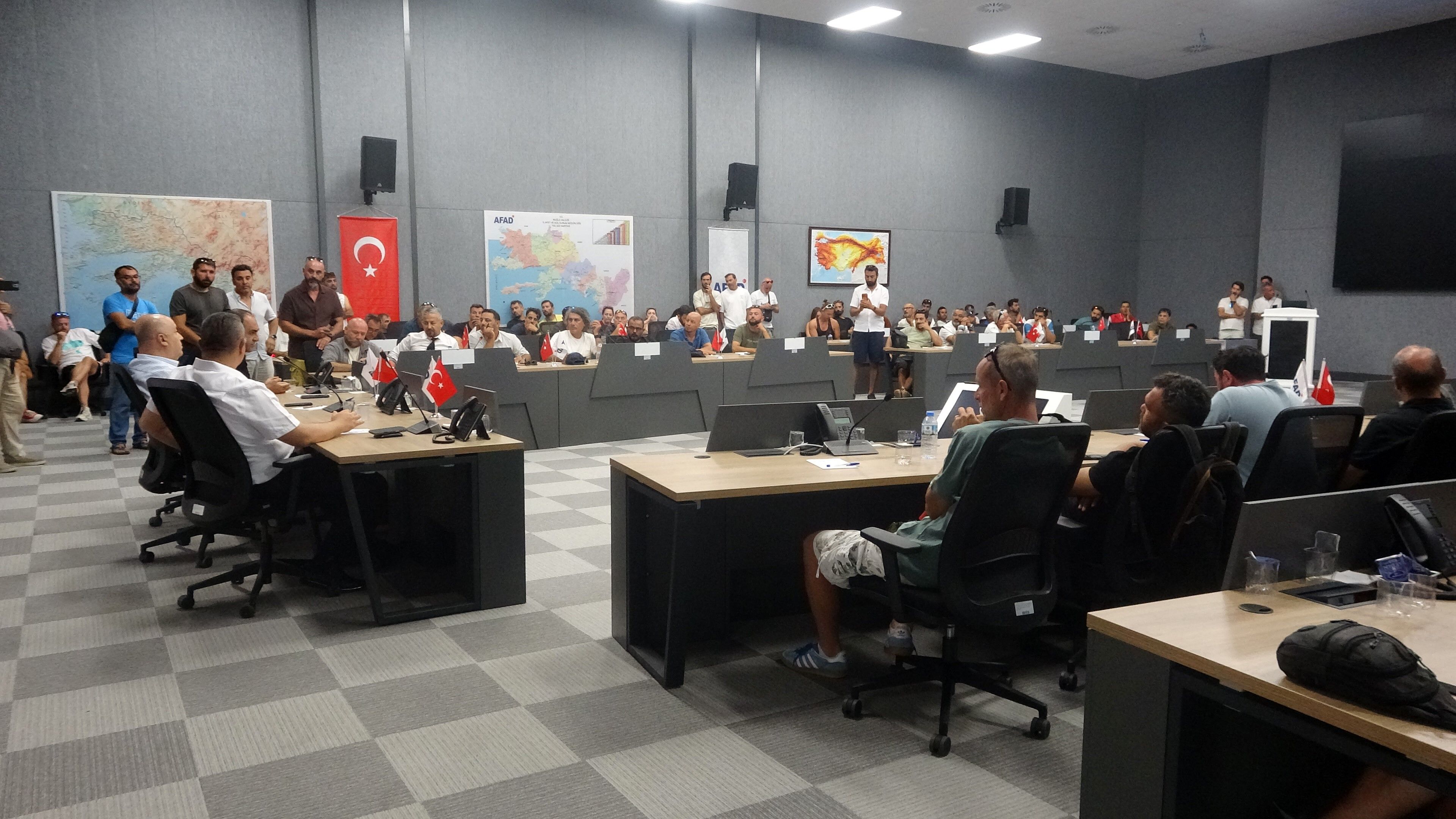 Paraşütçüler Taleplerini İletti
