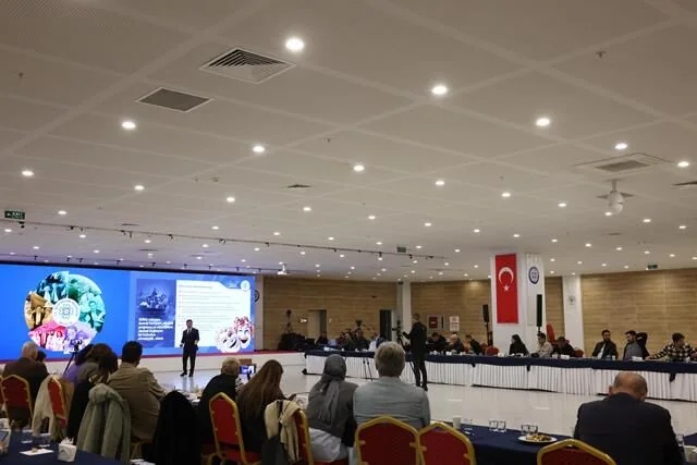 Ahmet Aras “Fethiye Körfezi Ölü Bir Göl Haline Gelmek Üzere”