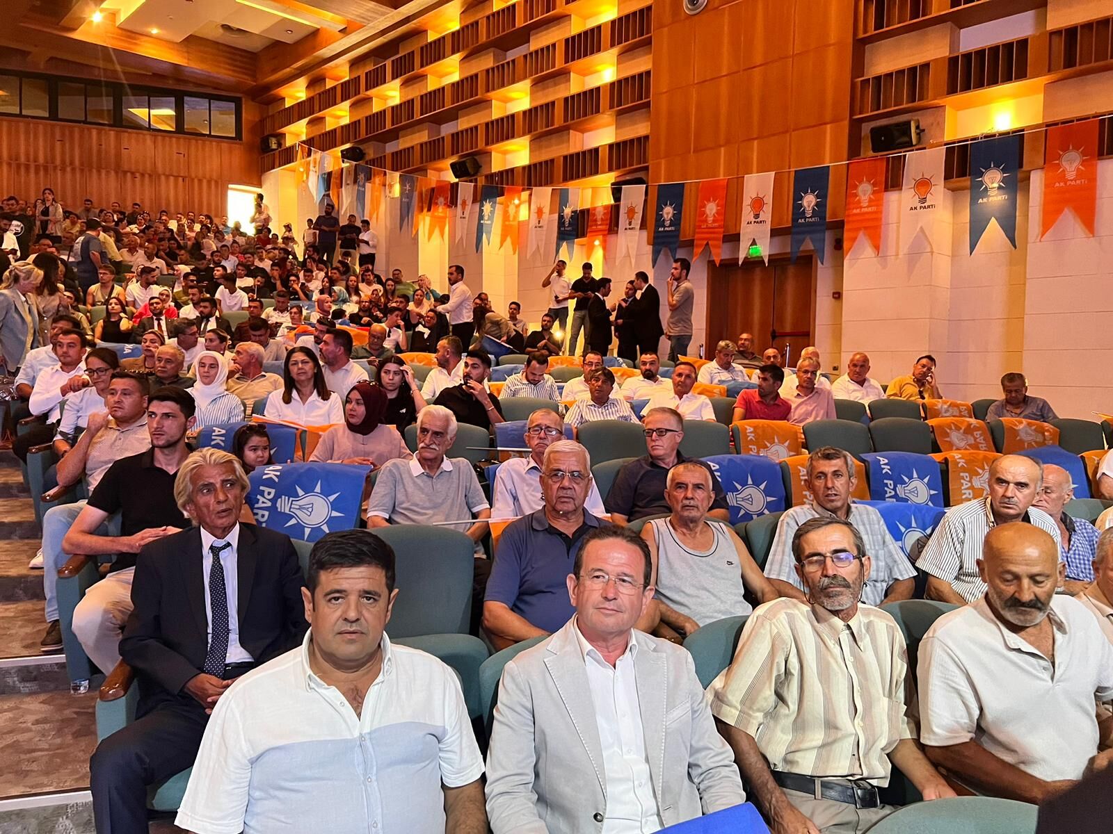 AK Parti Fethiye İlçe Teşkilatı, İl Danışma Toplantısına Katıldı