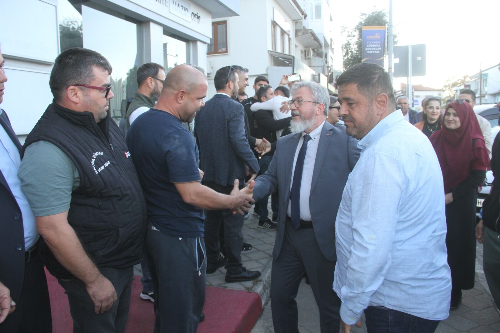 AK Parti İlçe Başkanlığı Görevini Törenle Devraldı