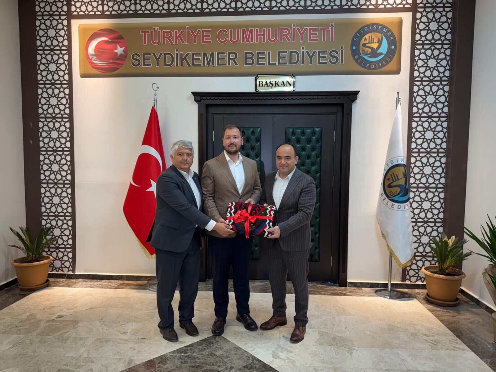 AK Parti Muğla İl Başkanı Güngör’den Seydikemer Belediyesine Ziyaret