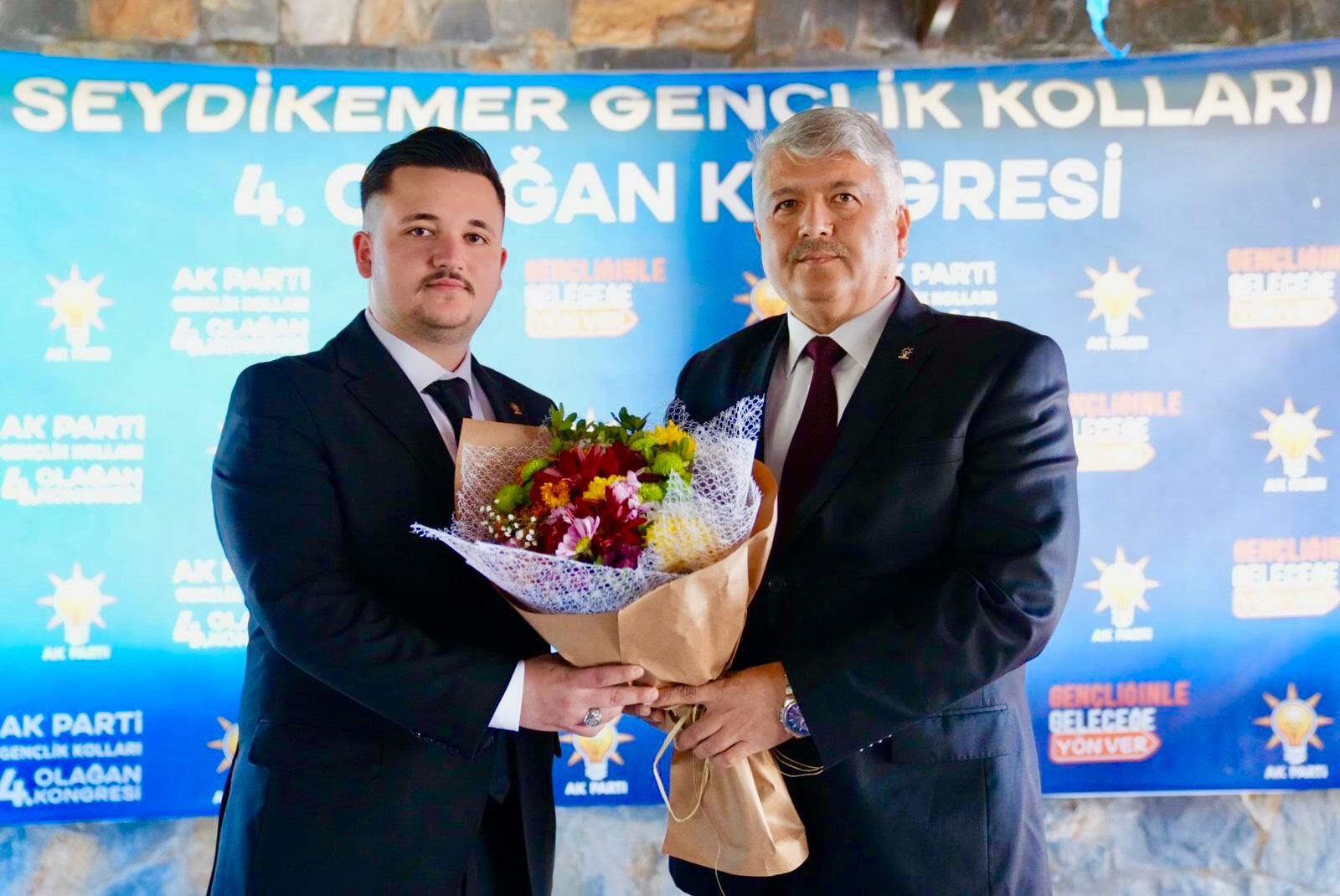 AK Parti Seydikemer Gençlik Kolları Başkanı Emre Keş Oldu