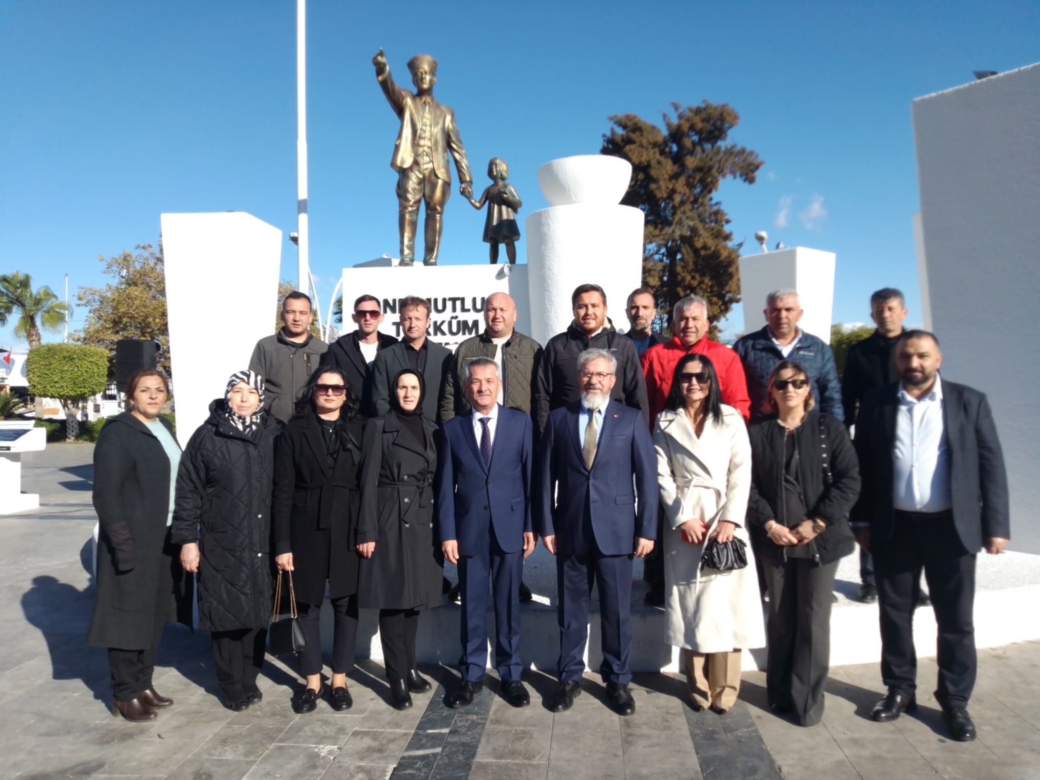 AK Parti Ve MHP Fethiye İlçe Başkanları Öğretmenlerin Gününü Kutladı