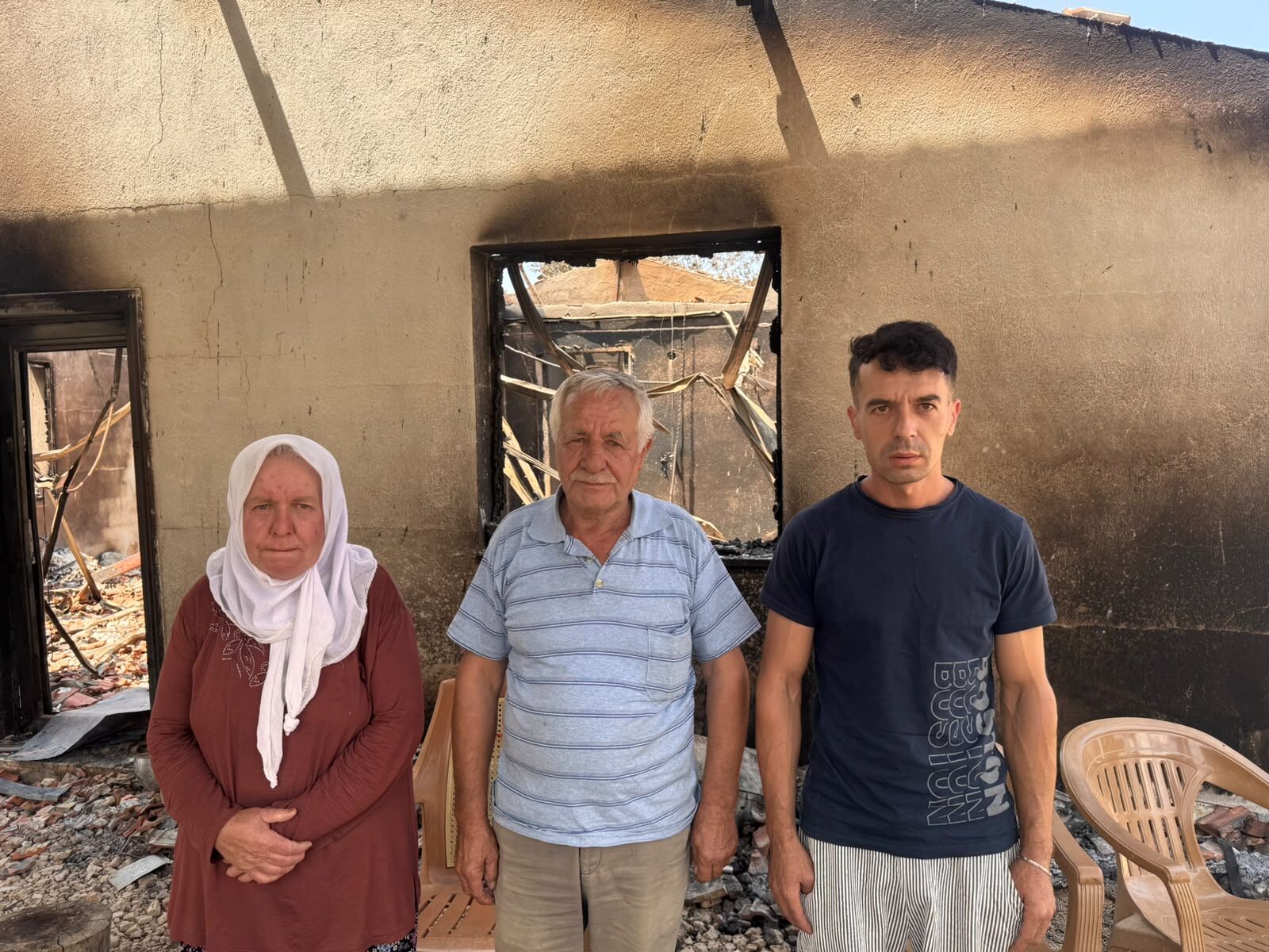 Anne, Baba Ve Oğlunun Evleri Kül Oldu