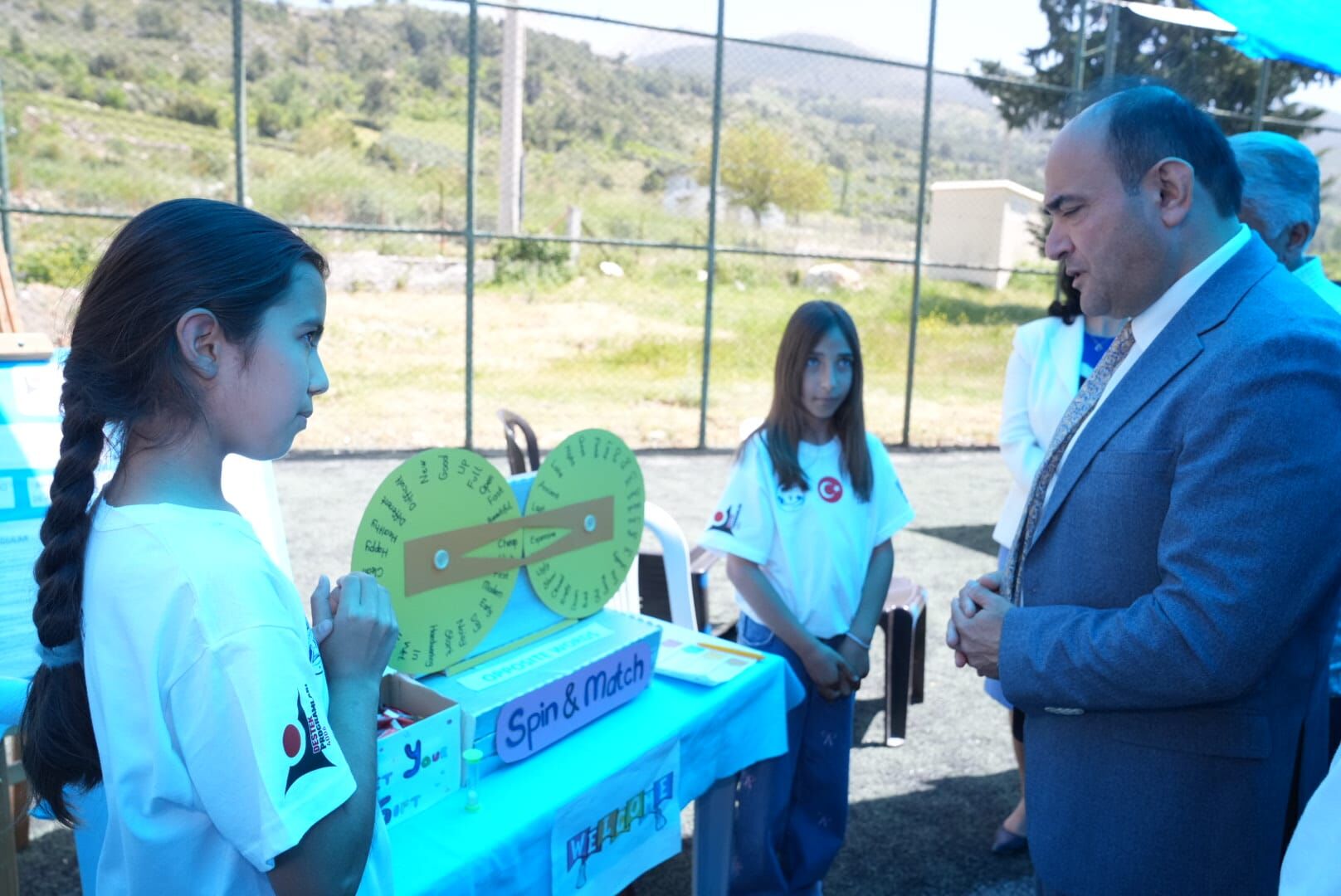 Arsa Ortaokulu’nda Tübitak 4006 Bilim Fuarı Büyük İlgi Gördü