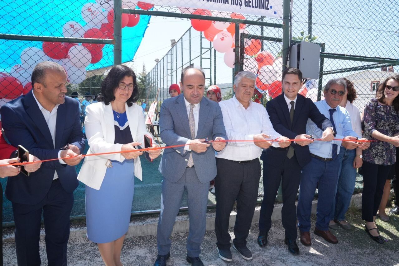 Arsa Ortaokulu’nda Tübitak 4006 Bilim Fuarı Büyük İlgi Gördü