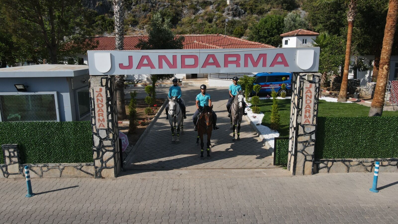 Atlı Jandarma Timleri Bu Yaz Da Ölüdeniz’de Görev Başında