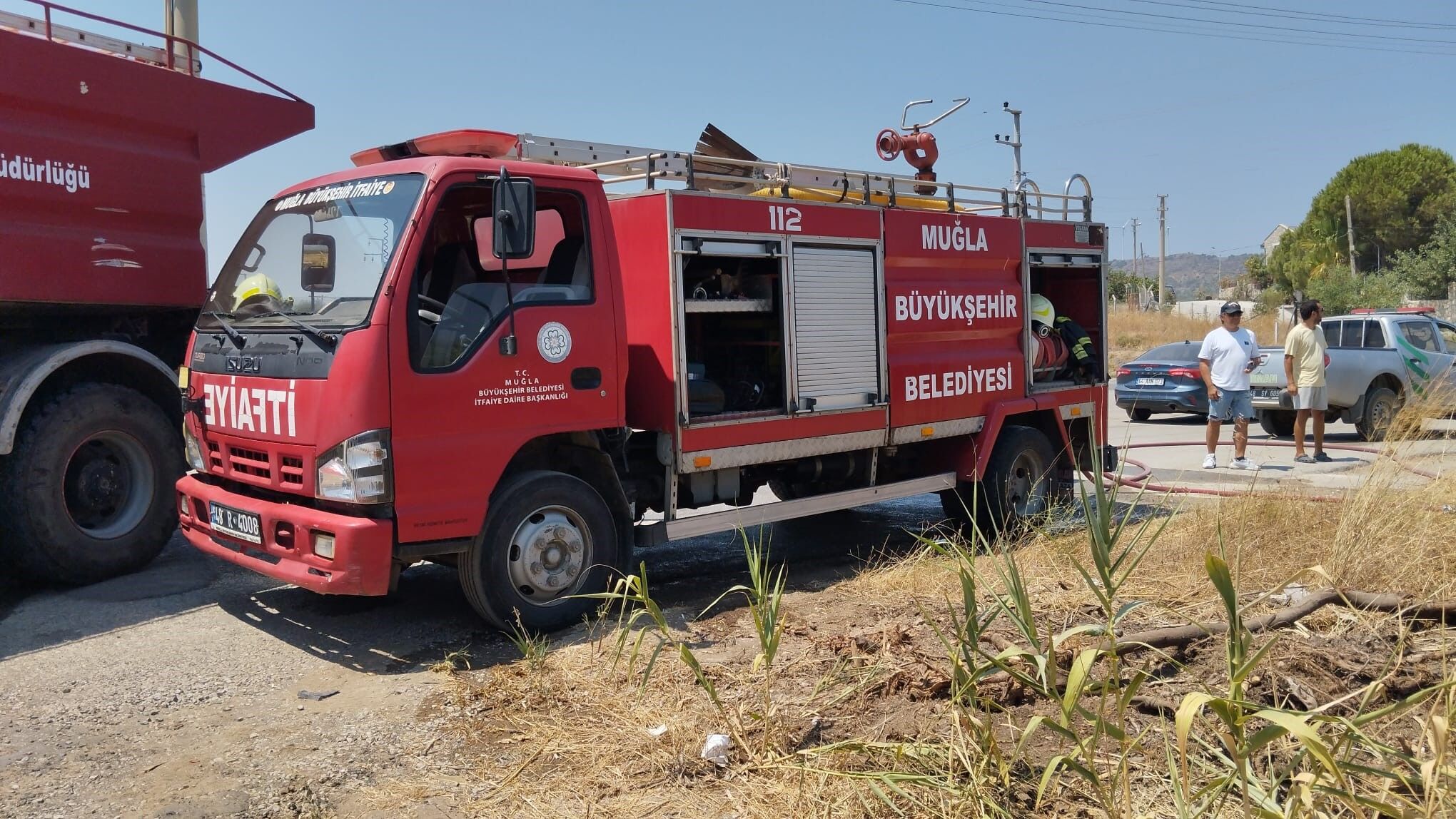 Datça'da Kuru Ot Yangını Büyümeden Söndürüldü