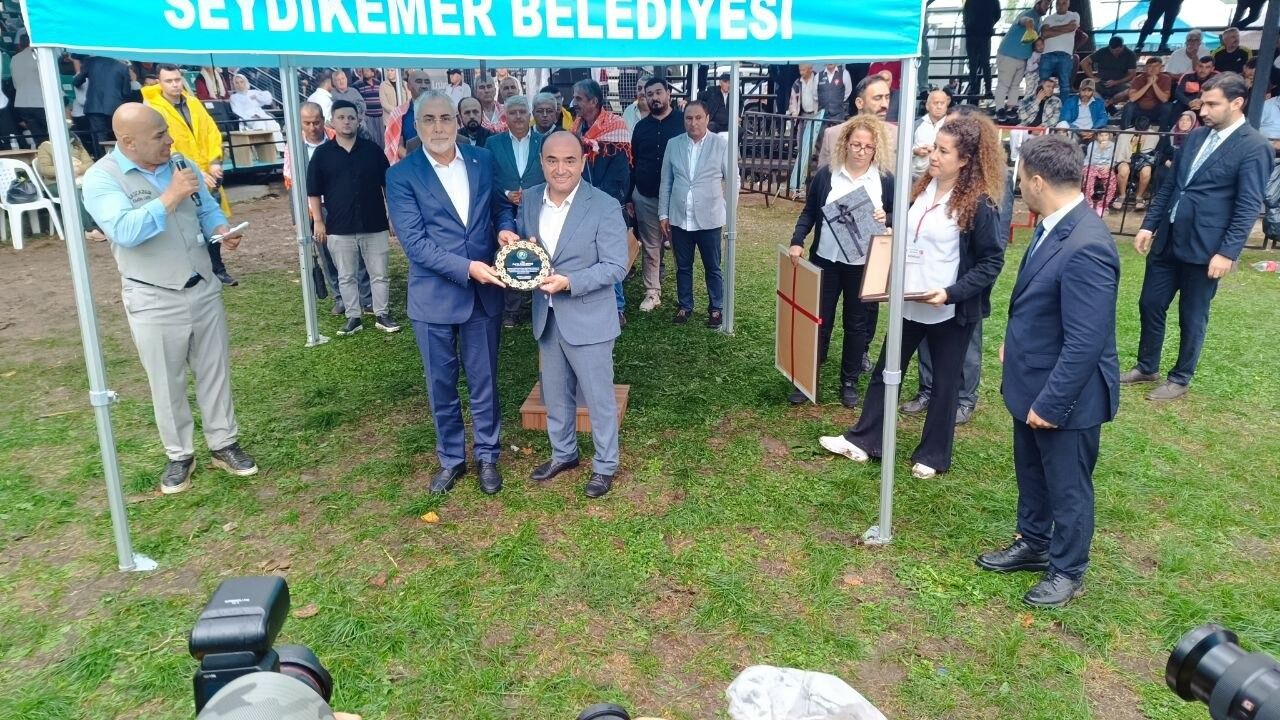 Bakan Işıkhan: “Devlet Olarak Ata Sporlarımızı Sonuna Kadar Destekliyoruz”
