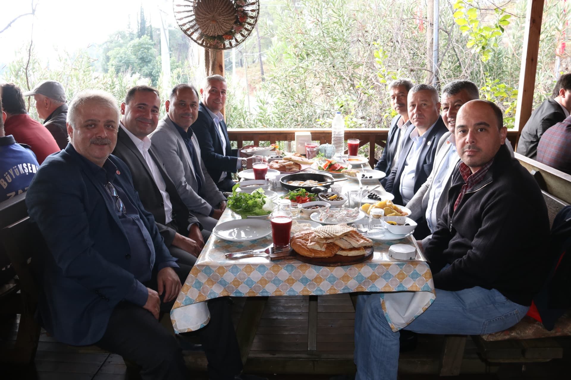 Başkan Ahmet Aras, Fethiye’de Muhtarlarla Kahvaltıda Buluştu