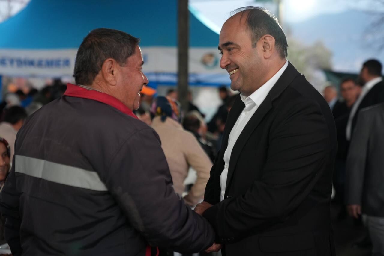 Başkan Akdenizli, 2 Bin Kişiyle Orucunu Açtı