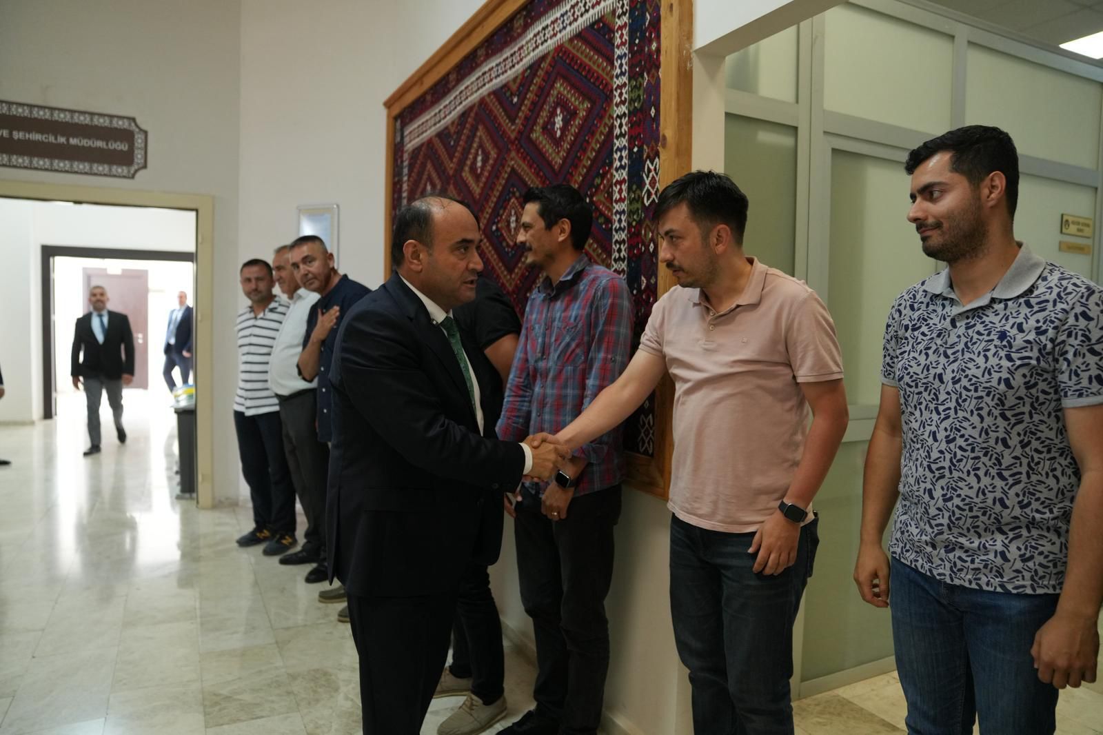 Başkan Akdenizli, Belediye Personeliyle Bayramlaştı
