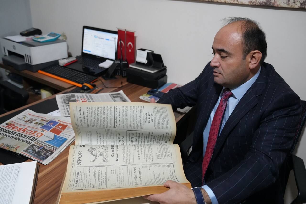 Başkan Akdenizli, Beşkaza Gazetesi’ni İnceledi