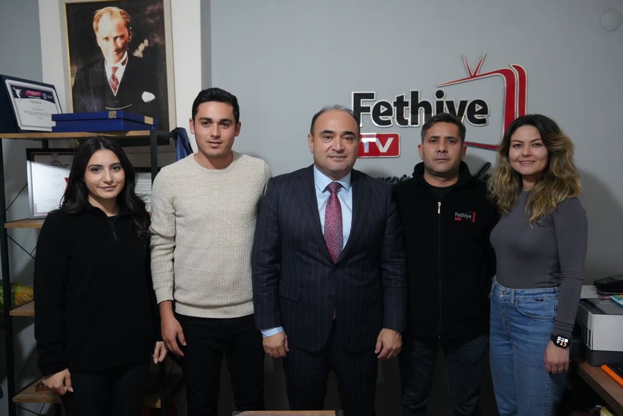 Başkan Akdenizli, Beşkaza Gazetesi’ni İnceledi