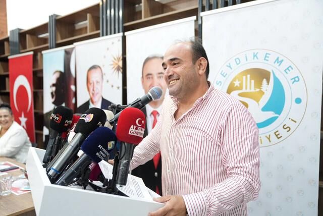 Başkan Akdenizli, Gazetecilerle Bir Araya Geldi