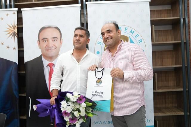 Başkan Akdenizli, Gazetecilerle Bir Araya Geldi