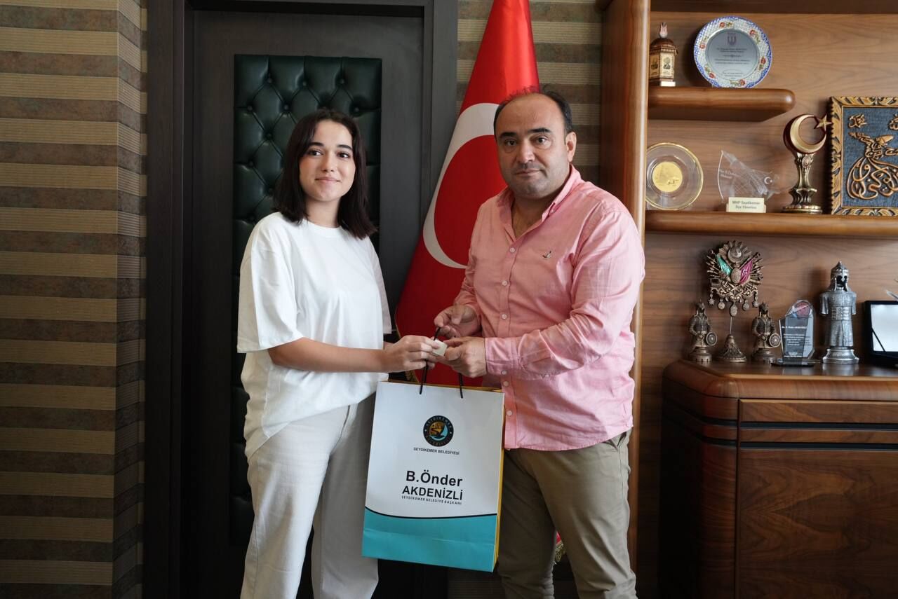 Başkan Akdenizli, Seydikemer’de Dereceye Giren Öğrencileri Ödüllendirdi