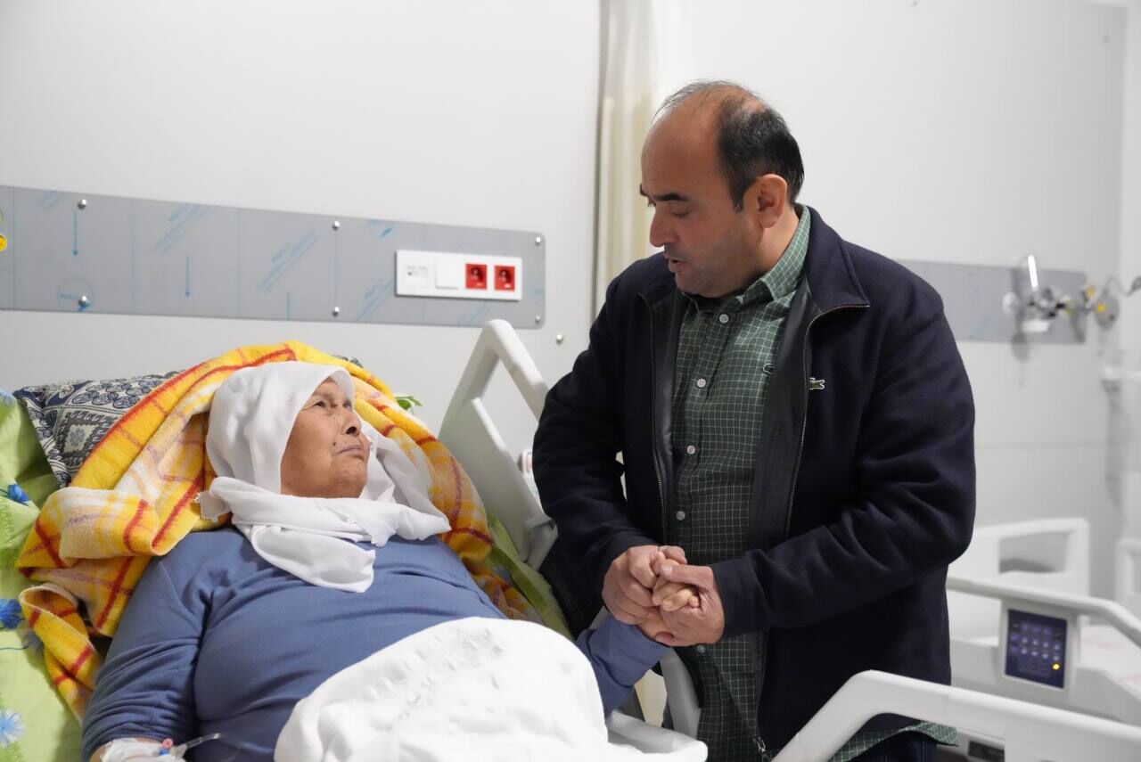 Başkan Akdenizli, Yeni Yıl Geleneğini Sürdürdü