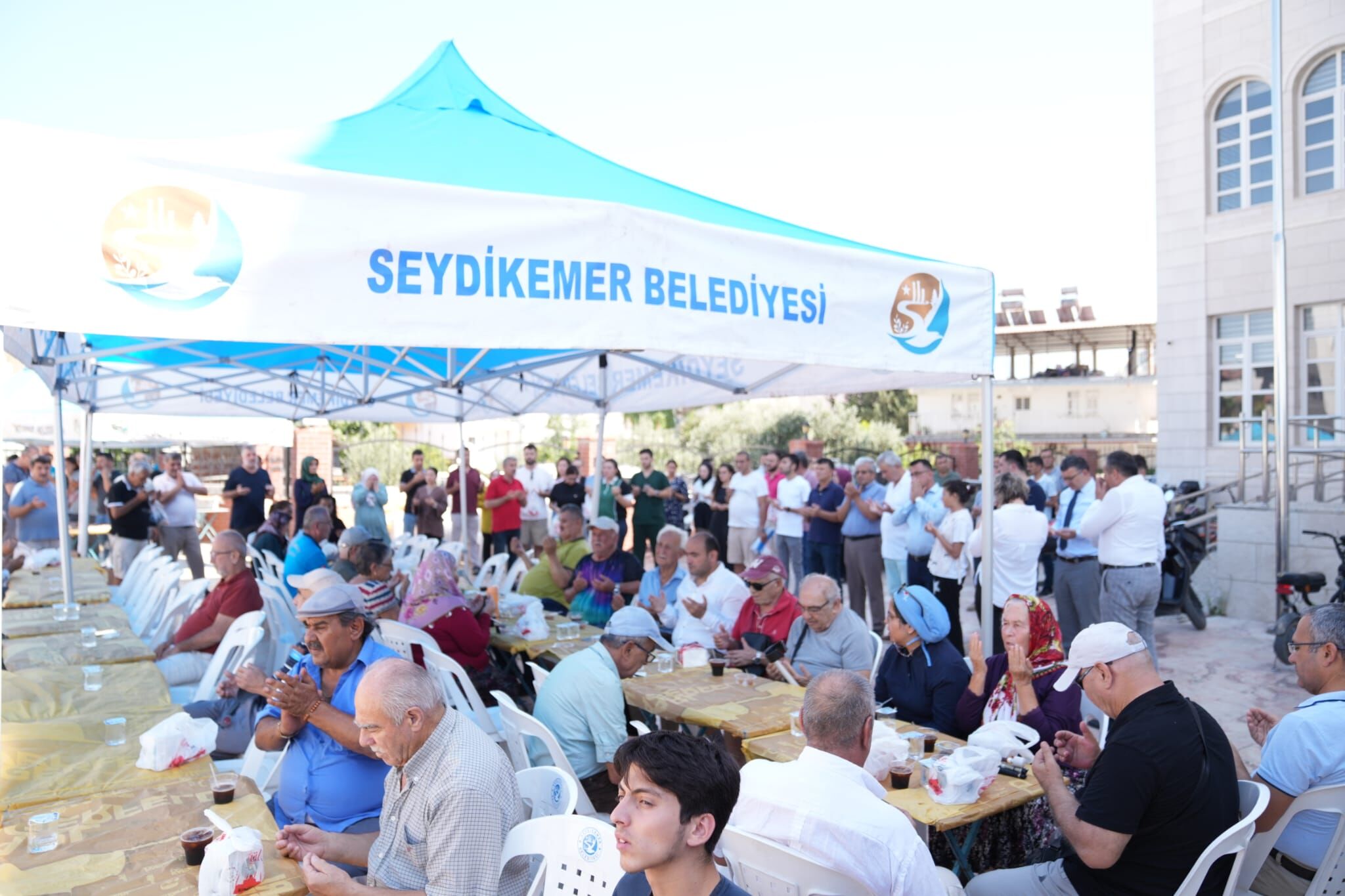 Başkan Akdenizli’den Babasına Vefa: 10. Yılında Lokma Hayrı
