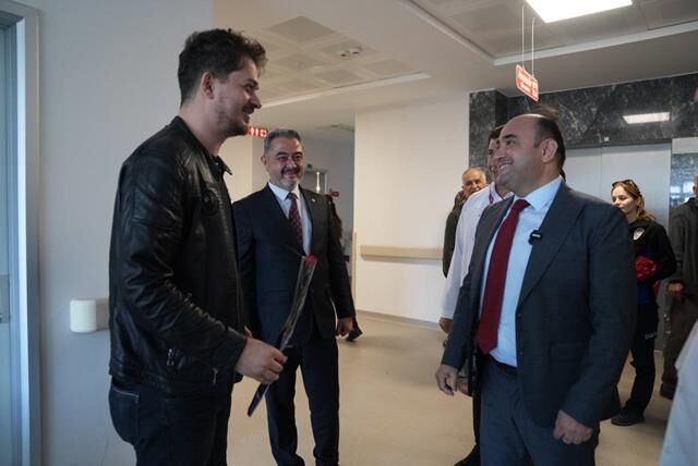 Başkan Akdenizli, Sağlık Çalışanlarının Gününü Kutladı