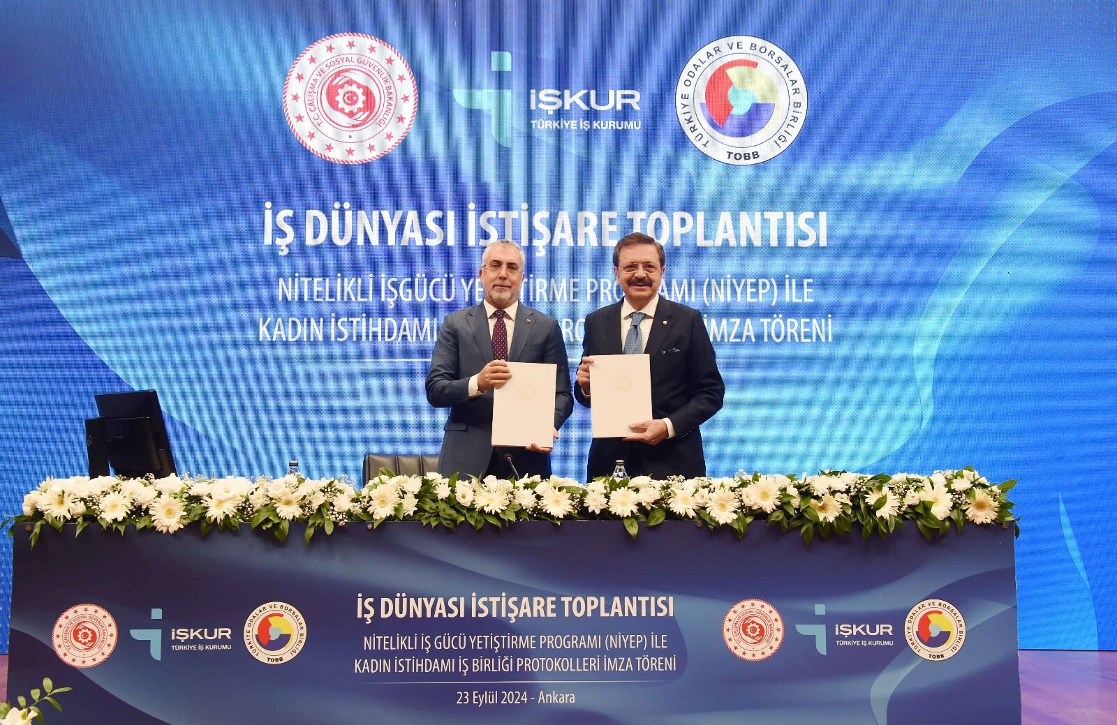 Başkan Çıralı, Ankara’da ‘İş Dünyası İstişare Toplantısı’na Katıldı