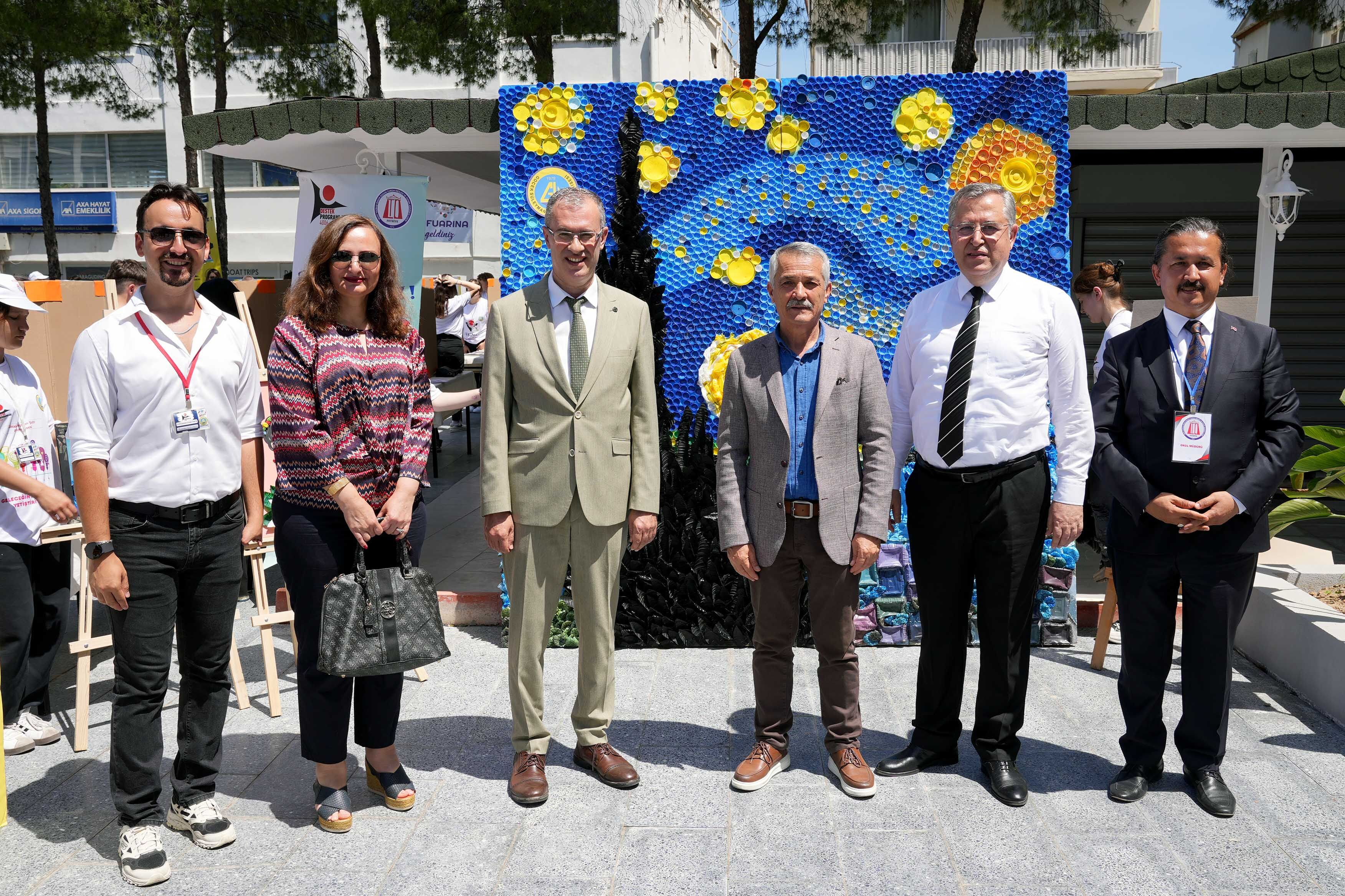 Başkan Çıralı, Fethiye Mesleki Eğitim Fuarı’nda Öğrencilerle Buluştu