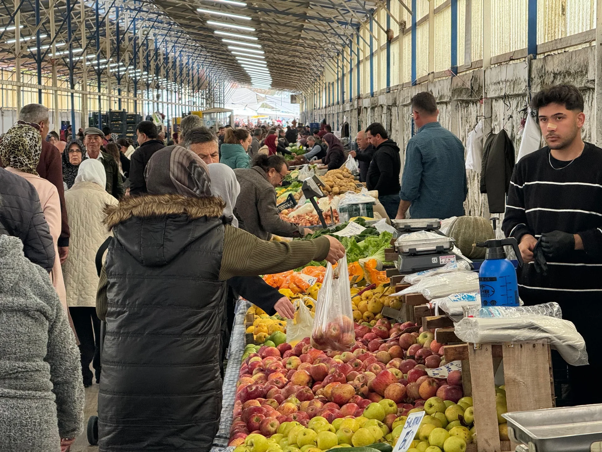Başkan Hıra, “Pazarda Fiyatlar Stabil Seyrediyor