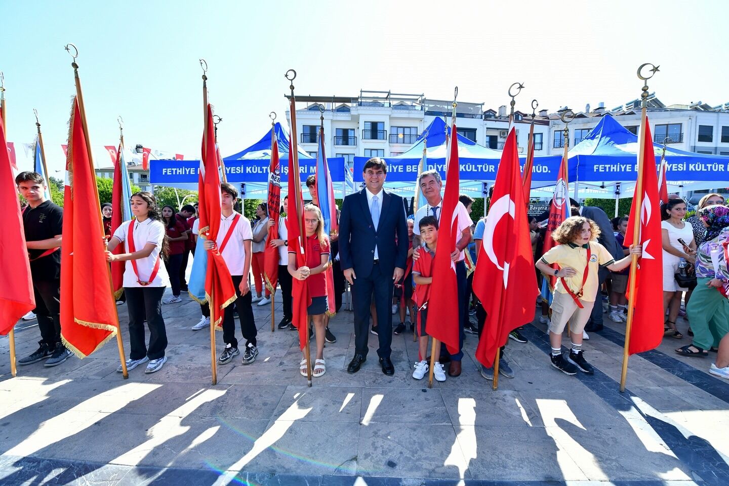 Karaca, "Kültür Evleri ve Ders Çalışma Kütüphaneleri Projelerimiz Var"