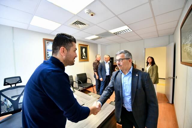 Başkan Vekili Doğu, Belediye Personeliyle Bayramlaştı