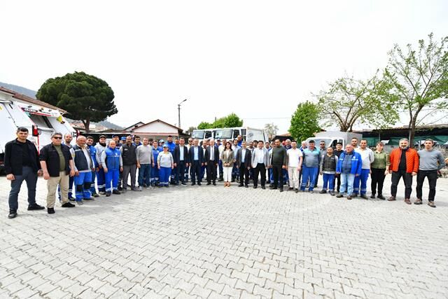 Başkan Vekili Doğu, Belediye Personeliyle Bayramlaştı